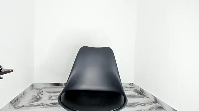 mikee_scooth live sex cam