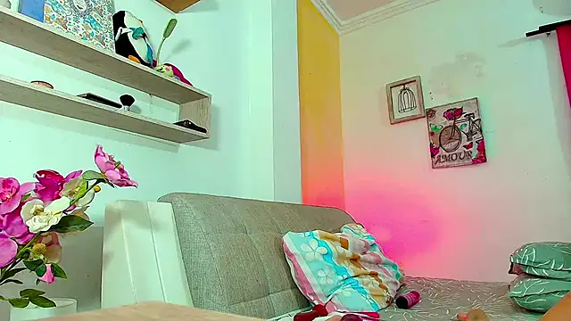 Kendralove31xxx live sex cam