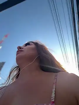 AndreaMood live sex cam