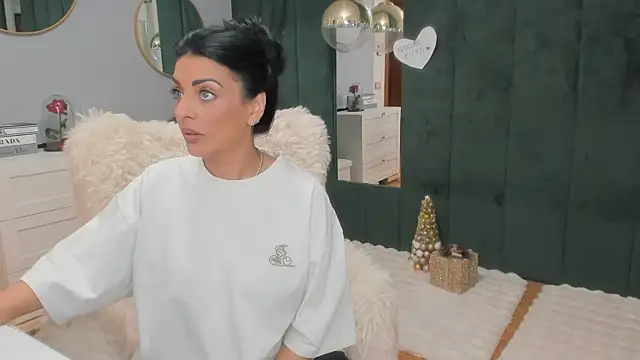 ElisaBaxter live sex cam