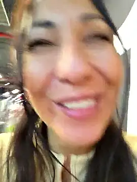 LeticiaWoods live sex cam