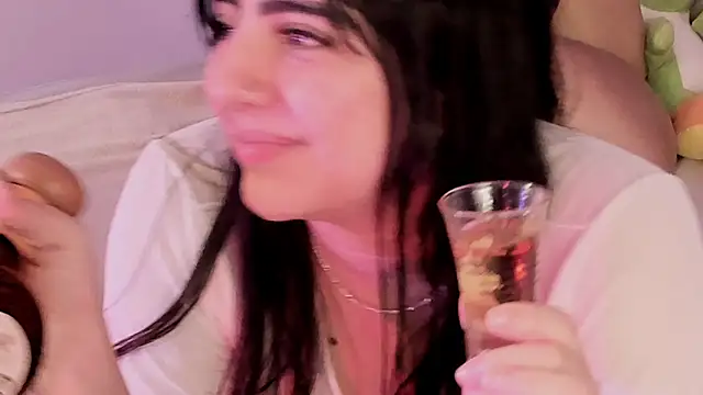 Camila_Matinez_ live sex cam