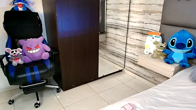 Lovers_21 live sex cam