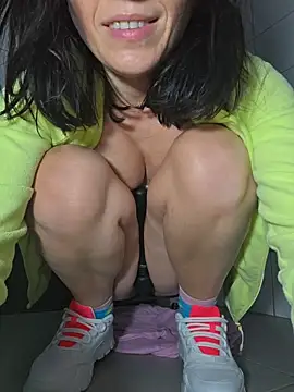 Risky_woman live sex cam