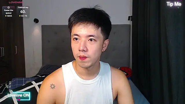 Addictiveboi live sex cam