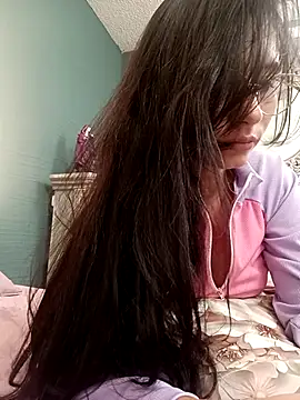 NayeCloud live sex cam