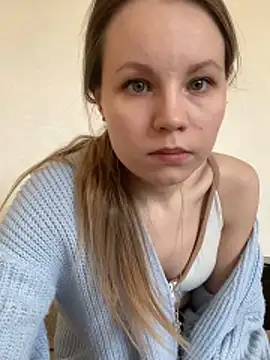 shy_Milan live sex cam