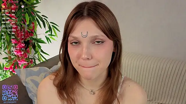 Lunabate live sex cam