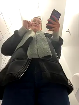 RinaCat live sex cam