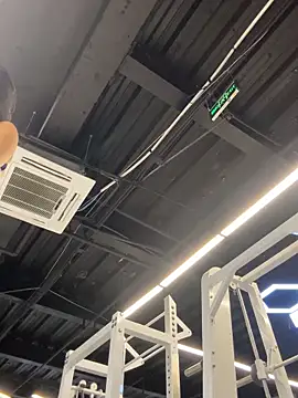 Ninazhang live sex cam