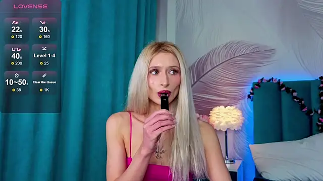 Monica_Leen live sex cam