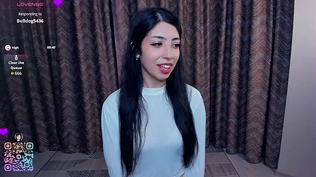 TonjaNeace live sex cam