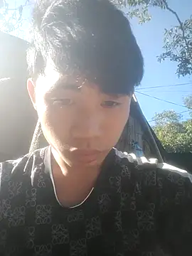 Nhyy_xx live sex cam