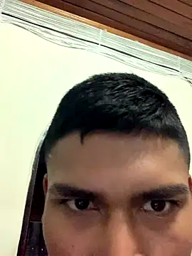 Emiliano_Reyes live sex cam