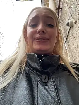 Milkyy_wway live sex cam