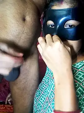 QUEEN-HEENA live sex cam