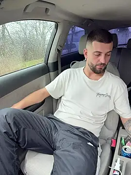 Pablo_Hornyguy95 live sex cam