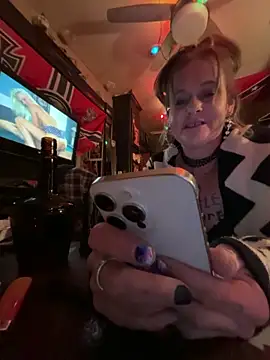 SummerBlueMoon live sex cam