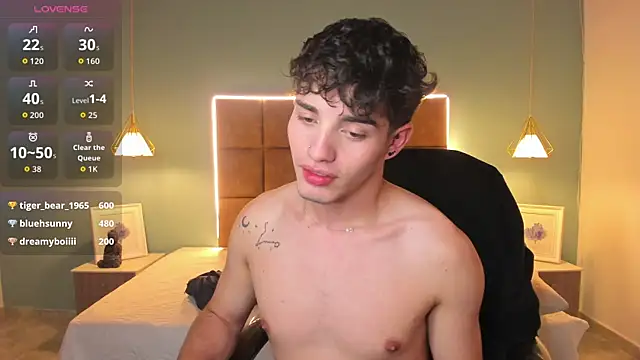 AlejooTwink live sex cam