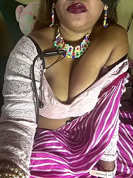 Sexyhotyrani live sex cam