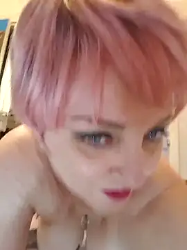 lucillabollente live sex cam