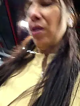 LeticiaWoods live sex cam