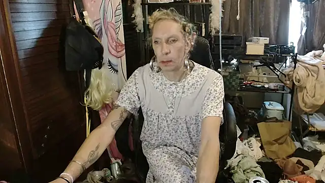 Ombeline1 live sex cam