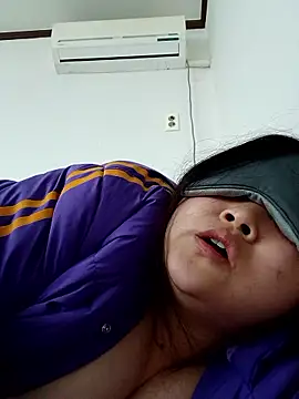 hello098712 live sex cam