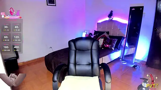 vampirellaa_crazy_ live sex cam