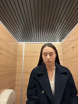 Holly_Play live sex cam