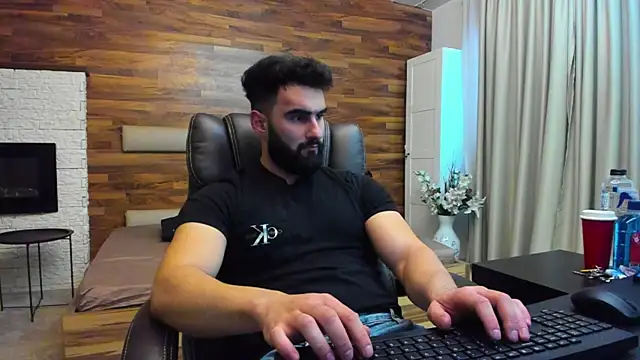 MicahLane live sex cam