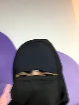 MARYADSUARD live sex cam