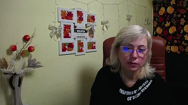 LaurenWishy live sex cam