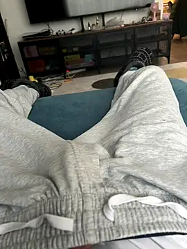 Frankieyyy1 live sex cam