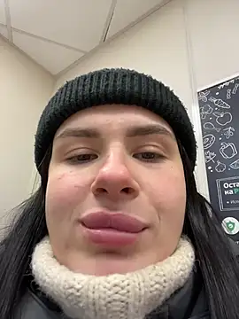 MiraReach live sex cam