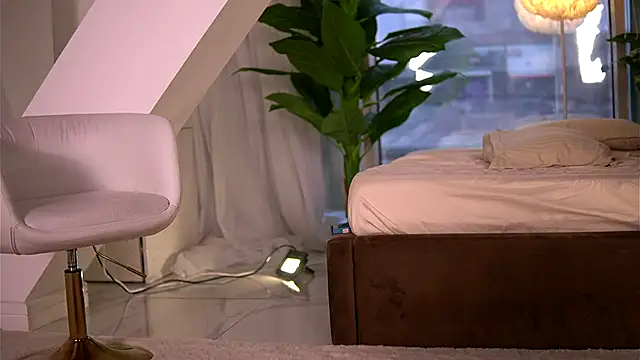 KaylaBray live sex cam