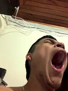 Emiliano_Reyes live sex cam