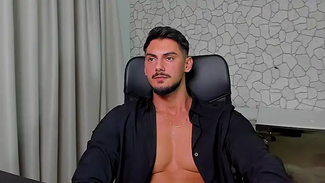 ClintMasters live sex cam