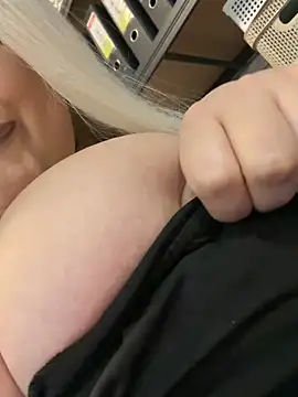 Eliaden live sex cam