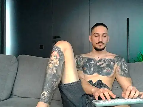 huntingod live sex cam