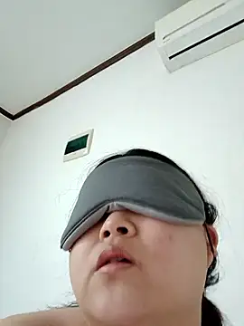 hello098712 live sex cam