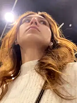 QuitieLia live sex cam