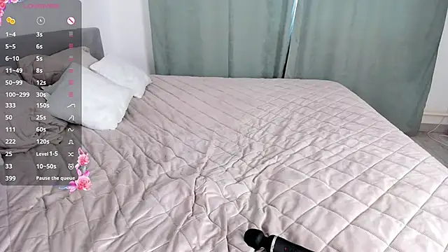 OdelynaFrake live sex cam