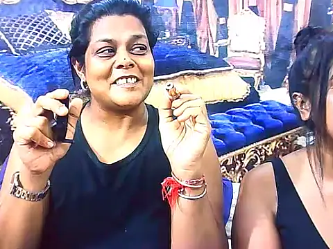 indianCherryPie live sex cam