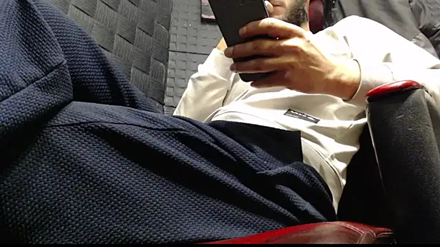 BigcockedTurk20cm live sex cam