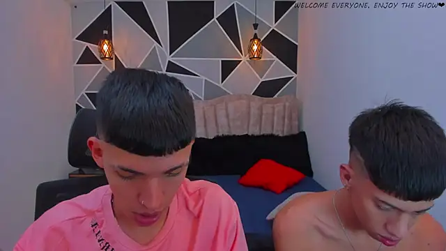 Juan_Nd_Steven live sex cam