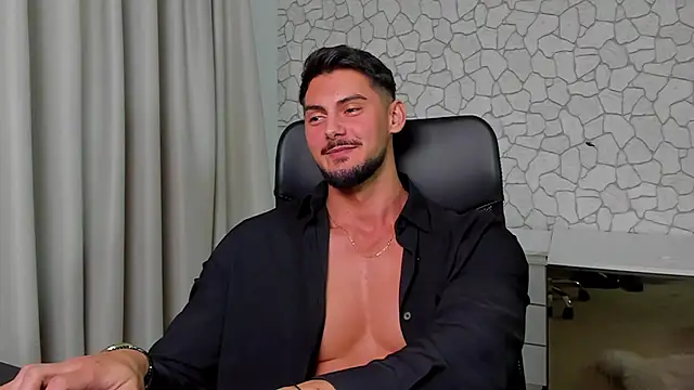 ClintMasters live sex cam