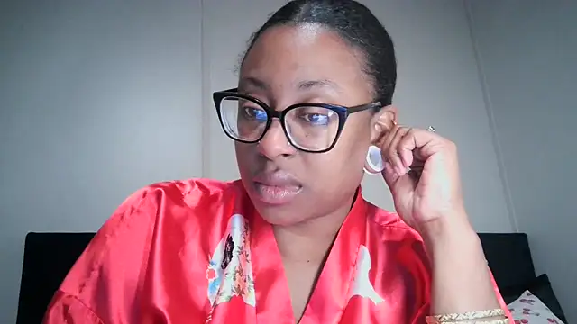 Nyxie_Chaos live sex cam