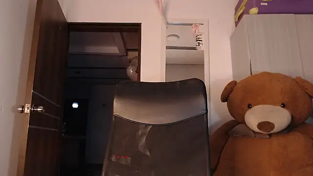 mistressbigcock777 live sex cam