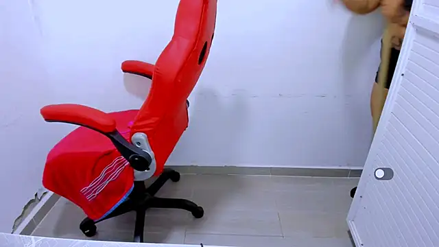 victoria_love89 live sex cam